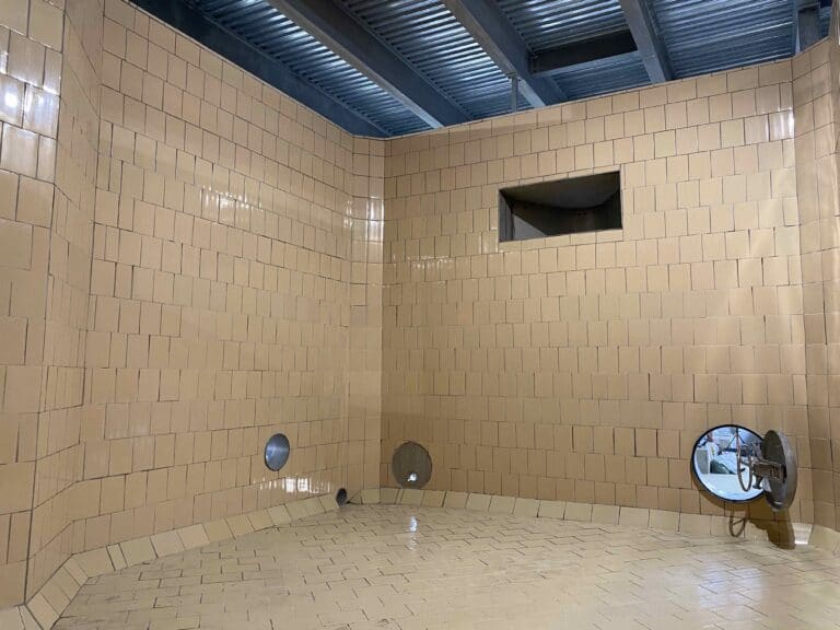 tile interior of filtrate chest